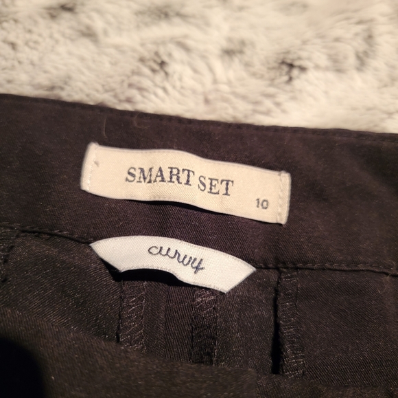 Womens size 10 dress pants - Picture 3 of 3